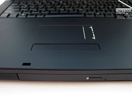 Alienware M17 Touchpad