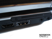 HDMI, USB/eSATA-Kombo, ExpressCard und zwei Soundanschlüsse (Kopfhörer-Ausgang, Mikrofon-Eingang) auf der linken Seite