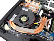 Im Detail stezt man auf eine Intel Core i7-720QM CPU mit einer Taktrate von 1.6 bis 2.8 Ghz.