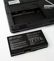 Der integrierte 5200 mAh Li-Ion Akku bietet lediglich ein Mindestmaß an Mobilität.