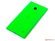 Das Backcover ist in teilweise knalligen Farben erhältlich.