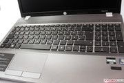 Die Chiclet-Tastatur ermöglicht ein angenehmes Schreiben