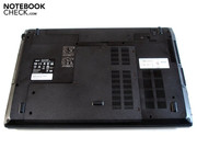 Die Bodenplatte kann auch von Laien problemlos weggeschraubt werden.