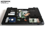 Bis auf die Grafikkarte sind alle wichtigen Komponenten zugänglich.