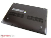 Der Boden enthält leider keine Wartungsklappe.