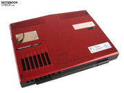 Es lässt sich nahezu der komplette Boden wegschrauben.