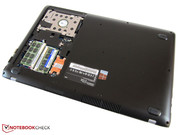 Die Wartungsklappe lässt sich auch von Laien entfernen.