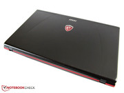 Die strukturierten Metalloberflächen sind edel.