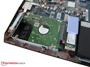 Rechts neben dem Festplattenkäfig sieht man die M.2-SSD.