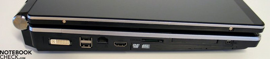 Linke Seite: DVI, 2xUSB, LAN, HDMI, Cardreader, Expresscard, Firewire, opt. Laufwerk