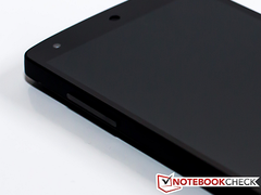 Der kleine Schwarze weicht dem großen Nexus 6 (Bild: Nexus 5, Eigenes)