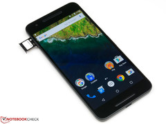 Das Google Nexus 6P scheint mit einem leistungsfähigeren Prozessor neu aufgelegt zu werden (Bild: Nexus 6P, Eigenes)