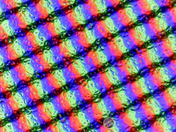 Auch ohne Folie besitzt das Cube i9 eine leicht aufgerauhte Oberfläche