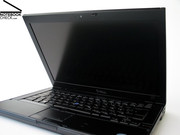 Auch beim Dell Latitude E6400 werden zwei Displayvarianten angeboten.