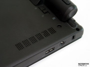 Die Hardware benötigt keinen Lüfter. Daher ist nur die Festplatte hörbar.