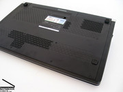 Die Erwärmungen an der Unterseite des Notebooks nehmen beinahe schon ein bedenkliches Niveau an.