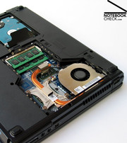 Die Ausstattung reicht dabei von Office Basics bis hin zu passabler Multimedia Leistung.