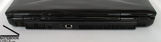 Rückseite: Lüfter, Netzanschluss, USB, LAN, Lüfter