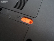 Die Akkuverriegelung ist recht ungewöhnlich.