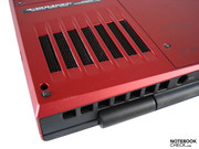 Der Gehäuselüfter befindet sich links hinten.