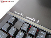Die Keyboard-Schalter kommen von Cherry.