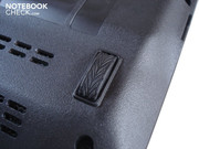 Die Gehäusefüße sind im Reifendesign gestaltet