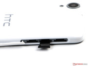 Neben dem MicroSD-Slot findet die Nano-SIM Platz. Der zweite SIM-Steckplatz ist gesperrt.