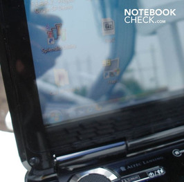 Starke Spiegelungen im Außenbereich