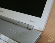 Das Sony Vaio VGN-N11M Office-Notebook bietet ein gewöhnungsbedürftiges Design ...