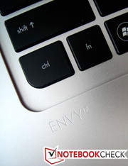 geätztes Envy 17 Logo