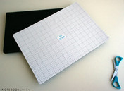 Beim Zuschneiden sollte man auf gerade Kanten achten.