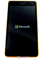 Das Microsoft Logo erscheint nun auch beim Start.