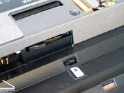 Zur Standardausstattung gehört erfreulicherweise auch ein UMTS Modul, welches in Verbindung mit der...