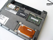 Dieses Konzept wird bei der Ausstattung konsequent durchgezogen, bis hin zur verbauten Harddisk.