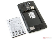 Der Akku lasst sich wechseln.