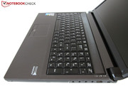 Die Schnittstellen entsprechen den 17-Zoll-Brüdern P170SM und P177SM.