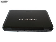 Die Anschlussanordnung orientiert sich an Desktop-Replacements.