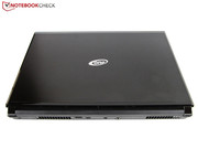 Die beiden Lüfter sind nach hinten ausgerichtet.