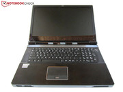 Schon mal eine derart große Handballenauflage gesehen?