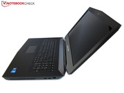 Der Öffnungswinkel bewegt sich im Mittelfeld.