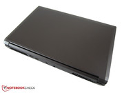 Solange man keine fettigen Finger hat, ist das Chassis relativ unempfindlich.