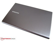 Trotz starker Komponenten ist das 770Z7E nur 27 Millimeter hoch.