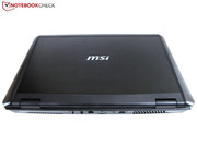 Einige Anschlüsse sitzen auf der Rückseite.