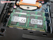 Zwei Arbeitsspeicherbänke für maximal 16 GByte.