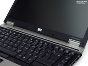 Das Notebook fühlt sich damit nicht nur hochwertig an, es eignet sich auch für einen intensiven täglichen Einsatz.