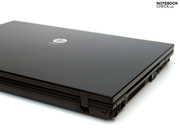 Keine allzu großen Veränderungen kann man beim Gehäuse des aktuellen Dell Studio 1555 Notebooks beobachten.