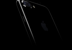 Apple warnt bei der glänzenden iPhone 7-Version vor Abnutzungserscheinungen.