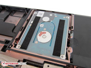 Das Gaming-Notebook enthält einen 2,5-Zoll-Schacht für Festplatten aller Art.