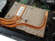 Nvidias GeForce GTX 460M benötigt eine große Kühlkonstruktion.