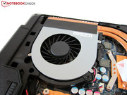 Wie die meisten Konkurrenten besitzt das Notebook nur einen Lüfter.